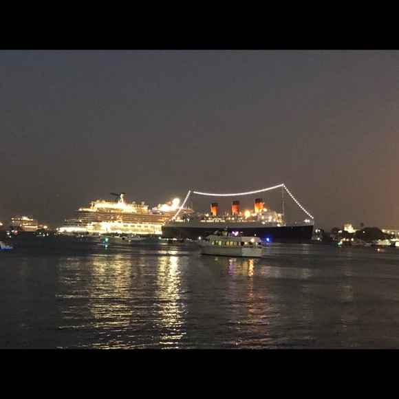 Profile Picture of Rida Sadiqyar (@faridajan49) on Poshmark