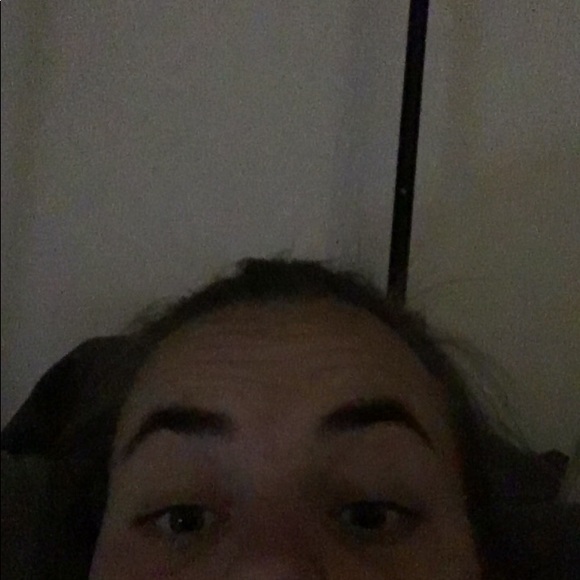 Profile Picture of Eva Phaneuf thibault (@evaphaneuft) on Poshmark