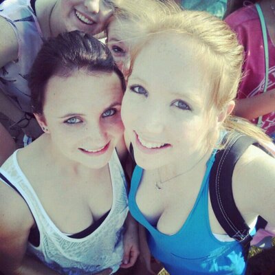 Profile Picture of Paula Armour (@PAWS567) on Twitter