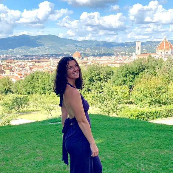 Profile Picture of Rebecca Schenkman (@rs8108a) on Poshmark