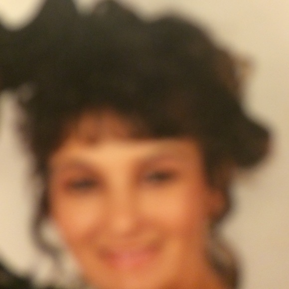 Profile Picture of Jerri ann Wilson (@jerriannwilson) on Poshmark