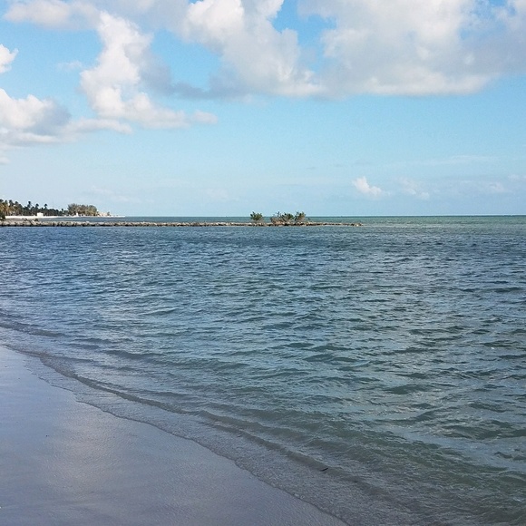 Profile Picture of Cam Sutton (@csutton08) on Poshmark