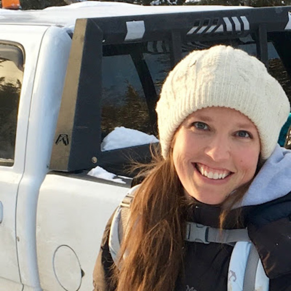 Profile Picture of Joanna Stevenson (@alaskasmiles) on Poshmark