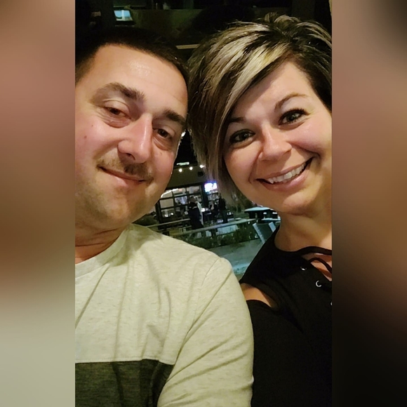 Profile Picture of Lindsey Moriarty (@lindso1454) on Poshmark