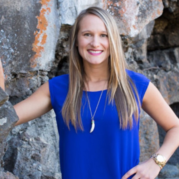 Profile Picture of Ashley Torchio (@ashley_torchio) on Poshmark