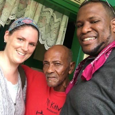 Profile Picture of Anna Albert (@LT_AnnaA) on Twitter