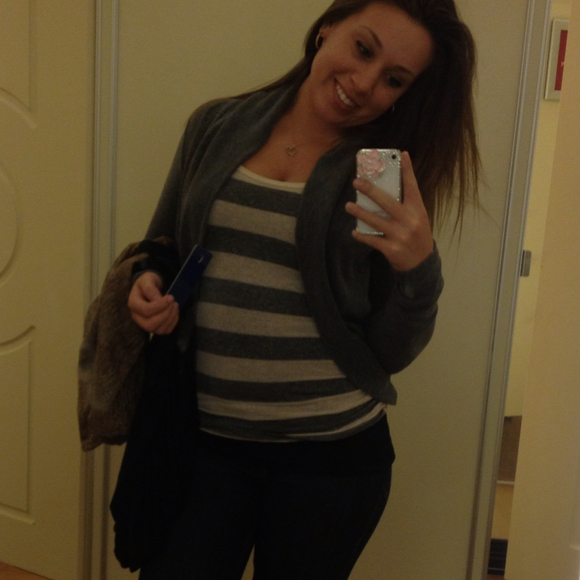 Profile Picture of Anissa Ribnicky (@nisnicolee_xo) on Poshmark