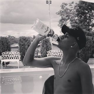 Leonardo Harnney - Facebook Profile Picture of Leonardo Harnney (@leonardo.harnney) on Facebook