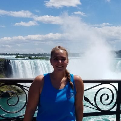 Profile Picture of Lea Schroeder (@leaschroeder15) on Twitter