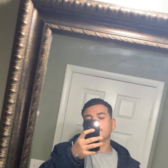 Profile Picture of Javier Gamboa (@javiergamboa426) on Poshmark