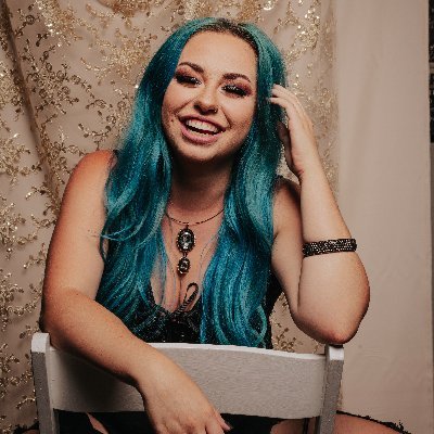 Profile Picture of 🖤✨Megan Golden✨🖤 (@MeganAGolden) on Twitter