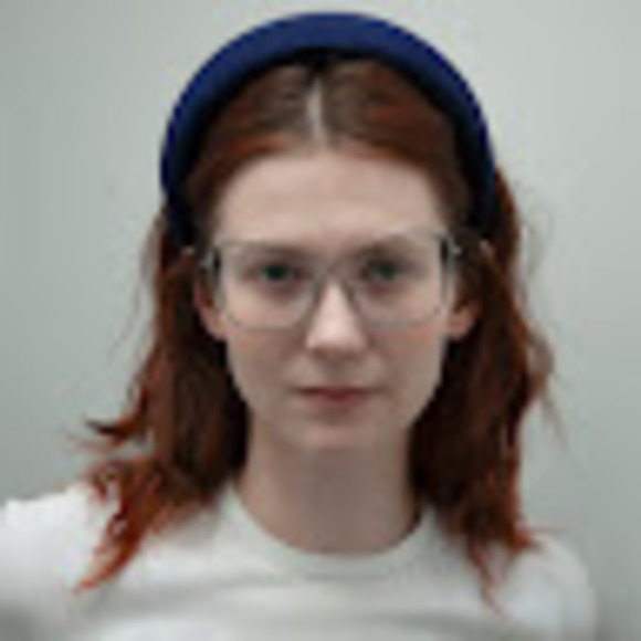 Profile Picture of Fiona alison Duncan (@feefifaux) on Poshmark