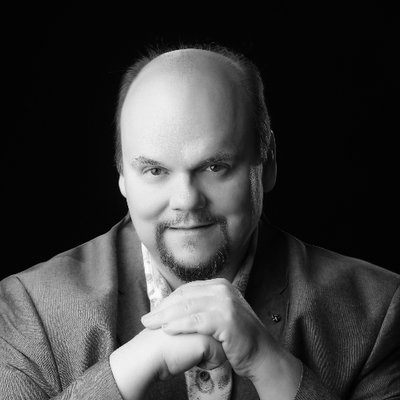 Profile Picture of Paul Ballard (@TheCodeYoda) on Twitter