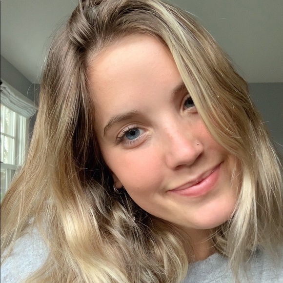 Profile Picture of Jill Latimer (@upcycledgirl) on Poshmark