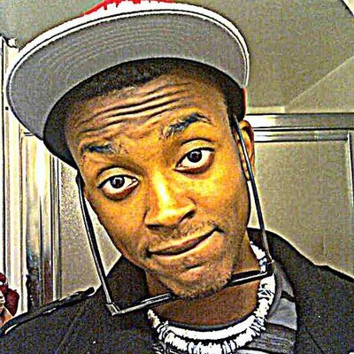 Profile Picture of James Staten (@Hawaiiiiiiiiiii) on Twitter