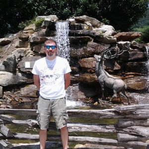 Profile Picture of Robert G Effler (@rge2088) on Myspace