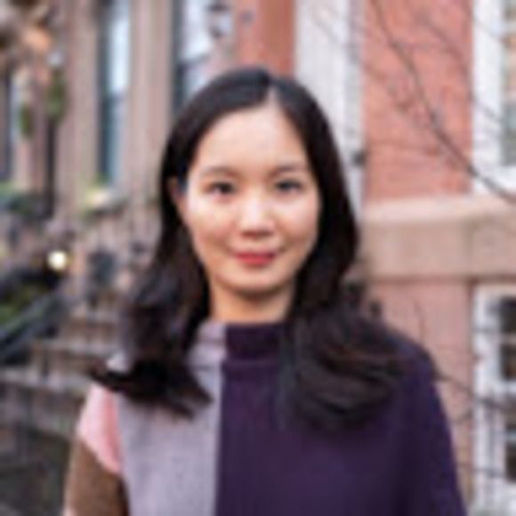 Profile Picture of Mandy Wu (@mandyyuweiwu) on Poshmark