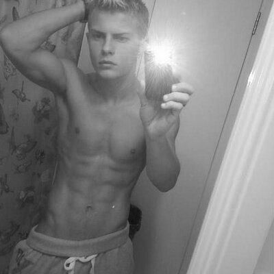 Profile Picture of Jay McVey (@JayVue) on Twitter