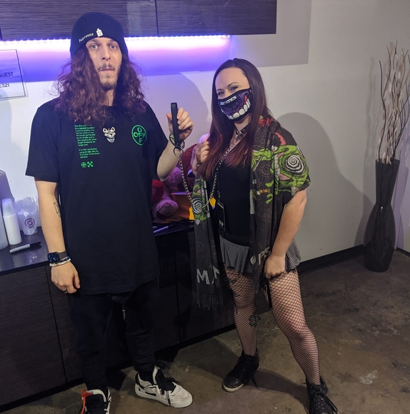 Profile Picture of Alex Wischman (@awischman) on Poshmark