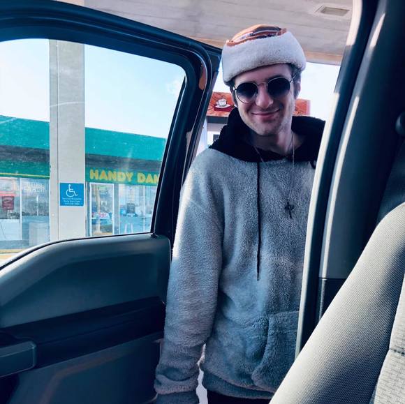 Profile Picture of Steven Reame (@stevenreame) on Poshmark