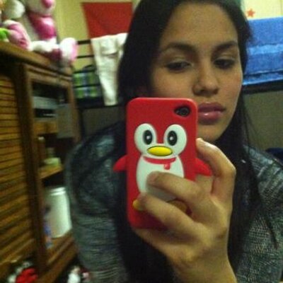 Profile Picture of Laura Baez (@laurabaez13) on Twitter