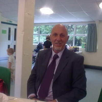 Profile Picture of Dave Ayling (@supereagles100) on Twitter