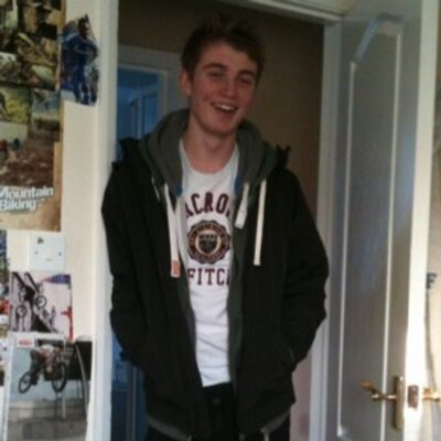 Profile Picture of James Hinds (@JamessHinds) on Twitter