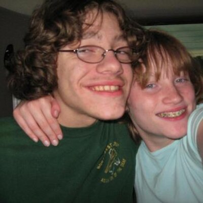 Profile Picture of Rebecca Sturm (@mrtl11306) on Twitter