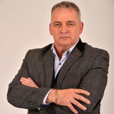 Profile Picture of Robert Benham (@popquizben) on Twitter