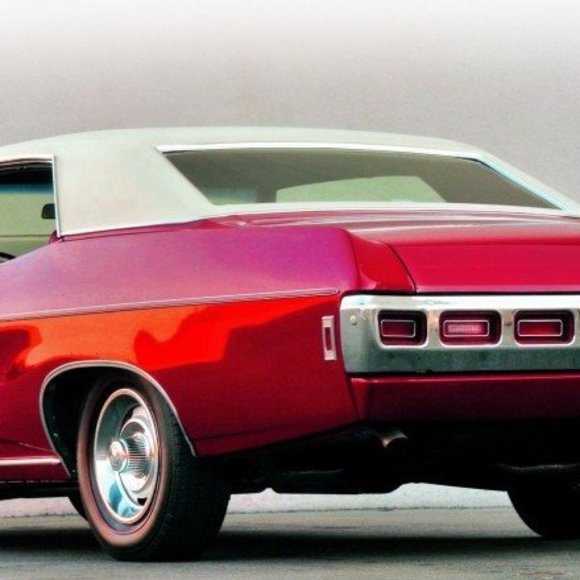 Profile Picture of Colin George (@colingeorge) on Poshmark