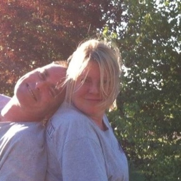 Profile Picture of Audra Peterson (@alpete72) on Poshmark