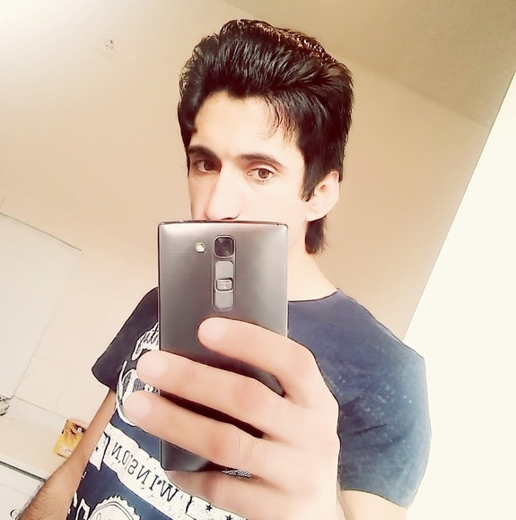 Profile Picture of Davood Salamm (@davoodsalamm) on Poshmark