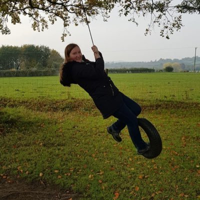 Profile Picture of Louise Watts (@DaisyDuck2109) on Twitter