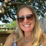 Profile Picture of Tracie Van Der Vliet (@tracievdv) on Instagram