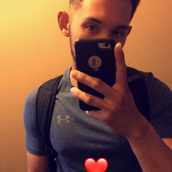 Profile Picture of Luis Rodriguez (@luis_0514) on Poshmark