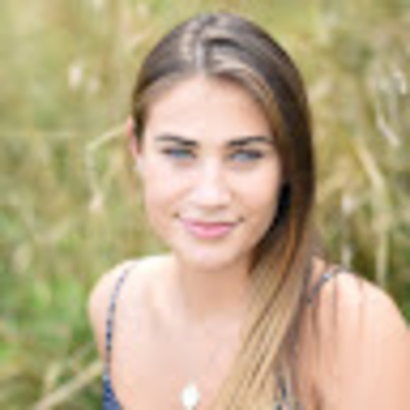 Profile Picture of Victoria Bosio (@bosiotori4) on Poshmark