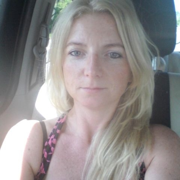 Profile Picture of Iwona Wożny (@iwona7770) on Poshmark