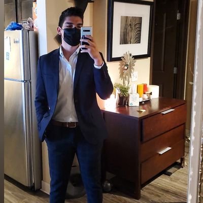 Profile Picture of Lorenzo Gutierrez (@LorenzoGutierr5) on Twitter