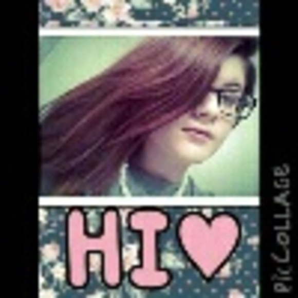 Profile Picture of Lillian Graham (@_fierce_) on Poshmark