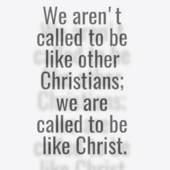 Profile Picture of Christi Mendieta (@mendi50christi) on Poshmark