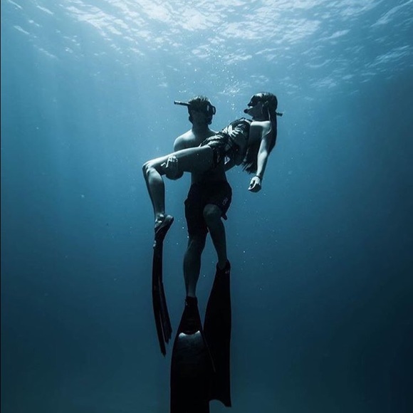 Profile Picture of Jared Robinson (@jjrobinson22) on Poshmark