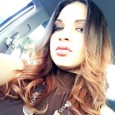 Profile Picture of Julie Marie Baez (@FirePheonix27) on Twitter