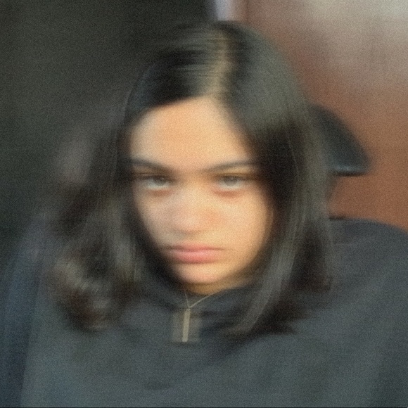 Profile Picture of Ahana N (@ahayyyee) on Poshmark