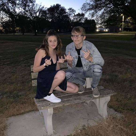 Profile Picture of Destiny Wilmurth (@destiny1089) on Poshmark