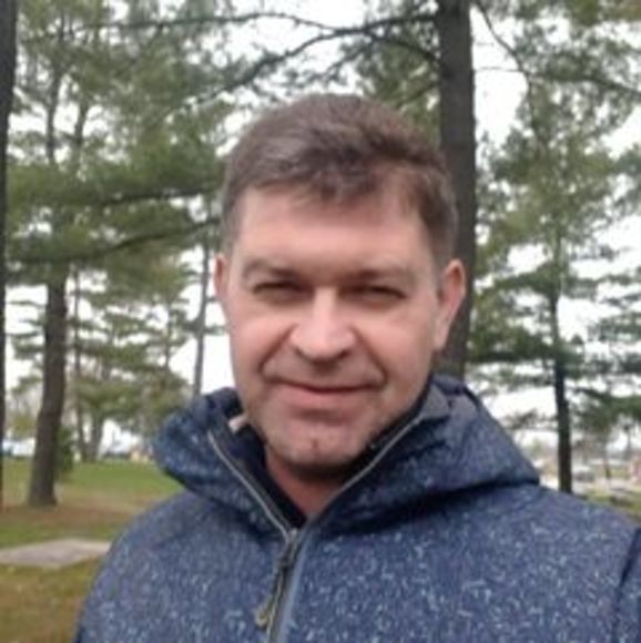 Serhii Starichenko - Poshmark Profile Picture of Serhii Starichenko (@sstarget) on Poshmark