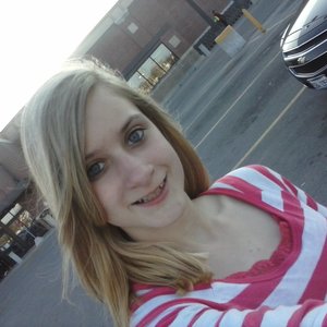 Profile Picture of Ashley Brush (@ashii_loves_u) on Myspace