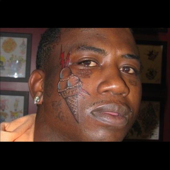 Profile Picture of Jeffrey Huff (@jeffrey_huff) on Poshmark