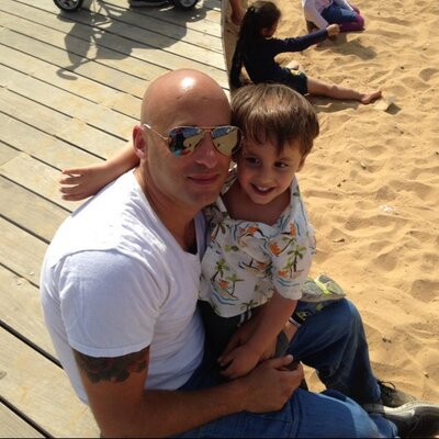 Profile Picture of Ron Daniel (@@RonDaniel100) on Twitter