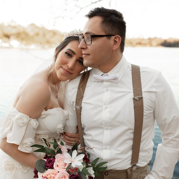 Profile Picture of Erica Bobadilla (@flacachick) on Poshmark