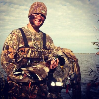 Profile Picture of Nicholas Robichaux (@nickrobe23) on Twitter